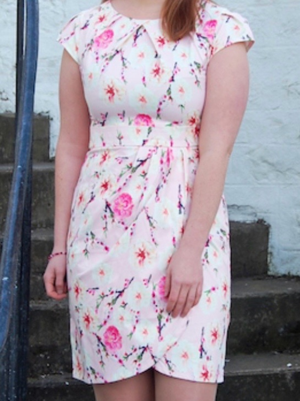 Angel Size 14 Floral Cap-Sleeve Pink Dress